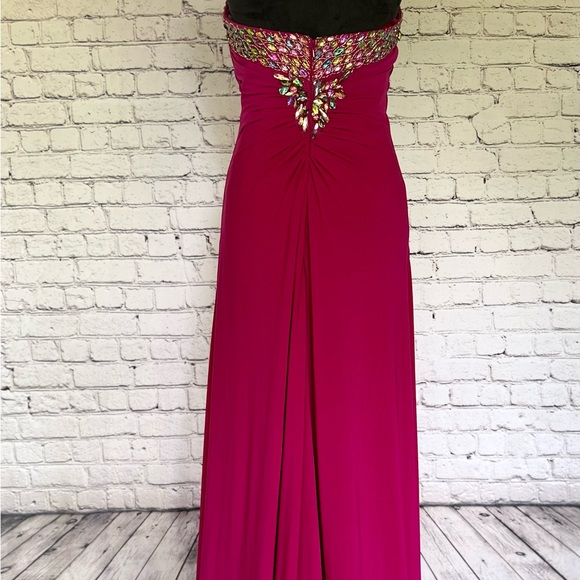 Night Moves Dress embellished size 6 magenta evening gown - Picture 2 of 4